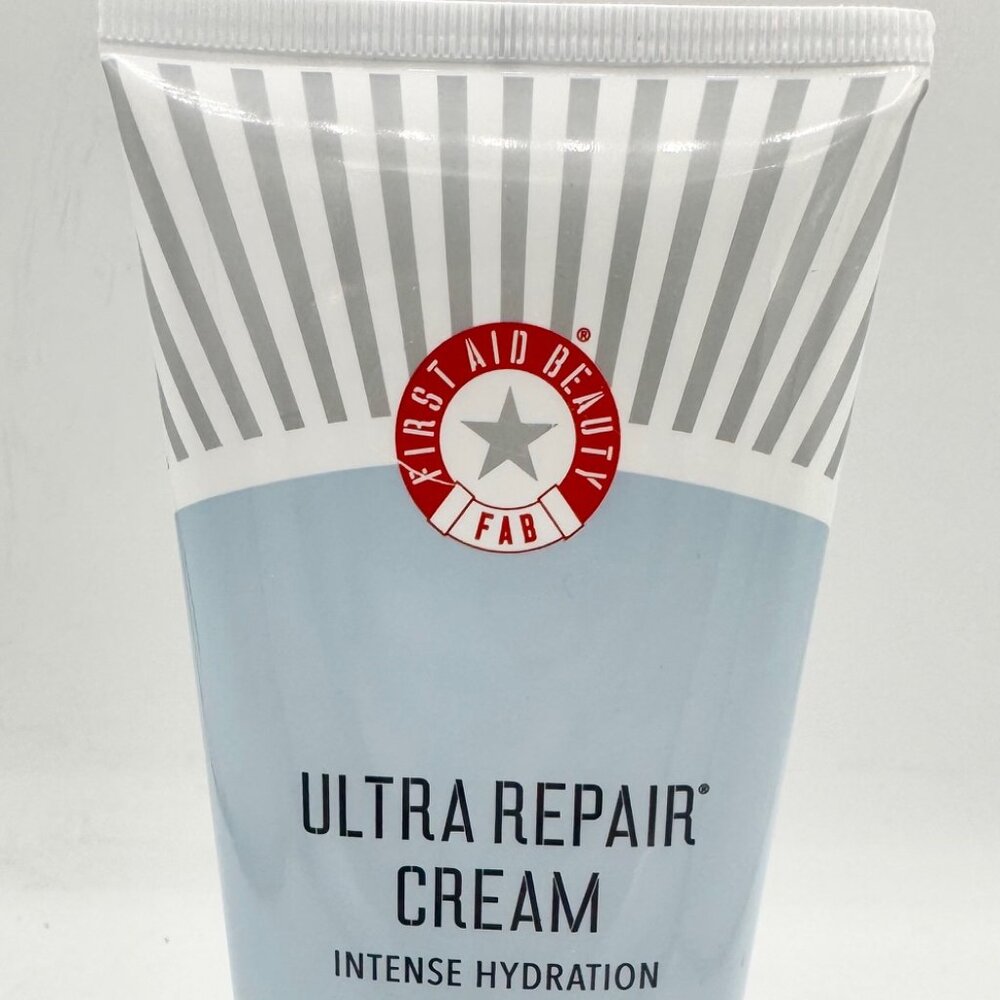 First Aid Beauty - Ultra Repair Cream Intense Hydration - NWT